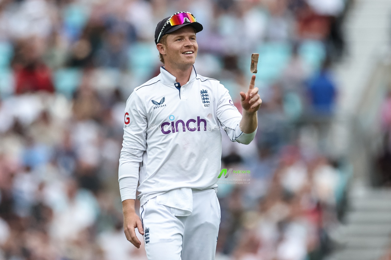 Ollie Pope of England throws a band in the air as he askes for anther yet another unsuccessful DRS check  during the 3rd Rothesay Test Match Day Three England v Sri Lanka at The Kia Oval, London, United Kingdom, 8th September 2024

(Photo by Mark Cosgrove/News Images)