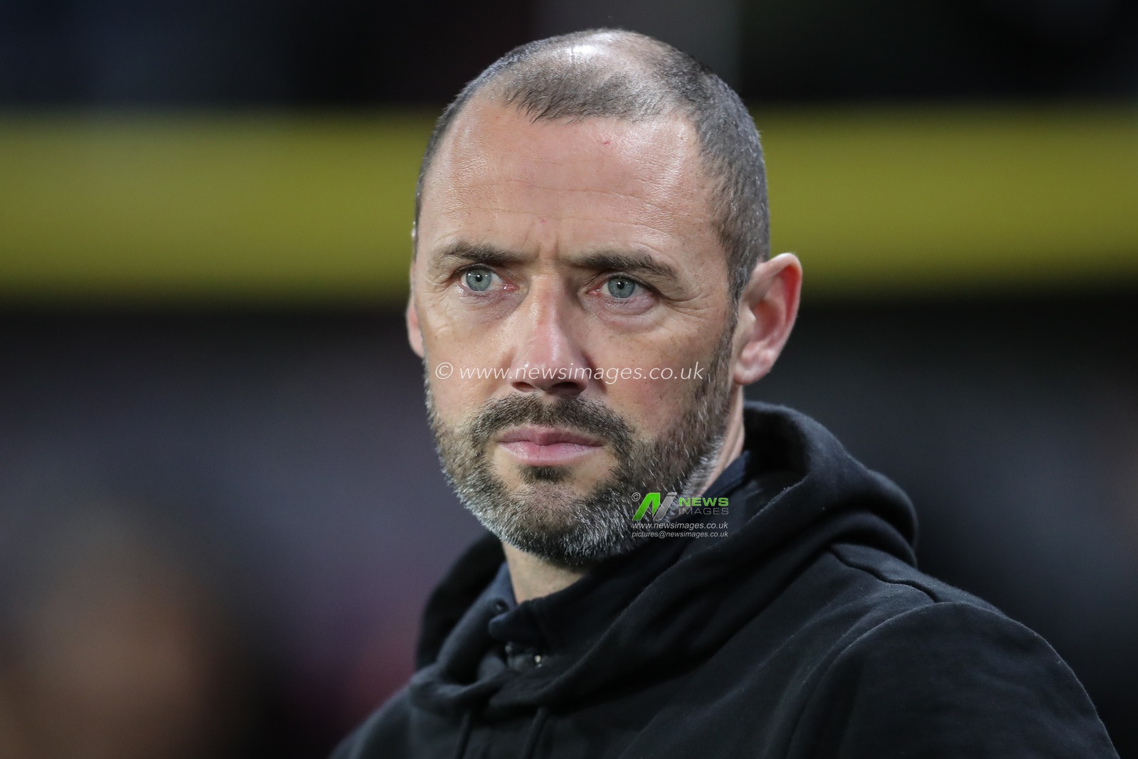 Rotherham United caretaker manager Wayne Carlisle looks on during the Sky Bet Championship match Hull City vs Rotherham United at MKM Stadium, Hull, United Kingdom, 28th November 2023

(Photo by James Heaton/News Images)