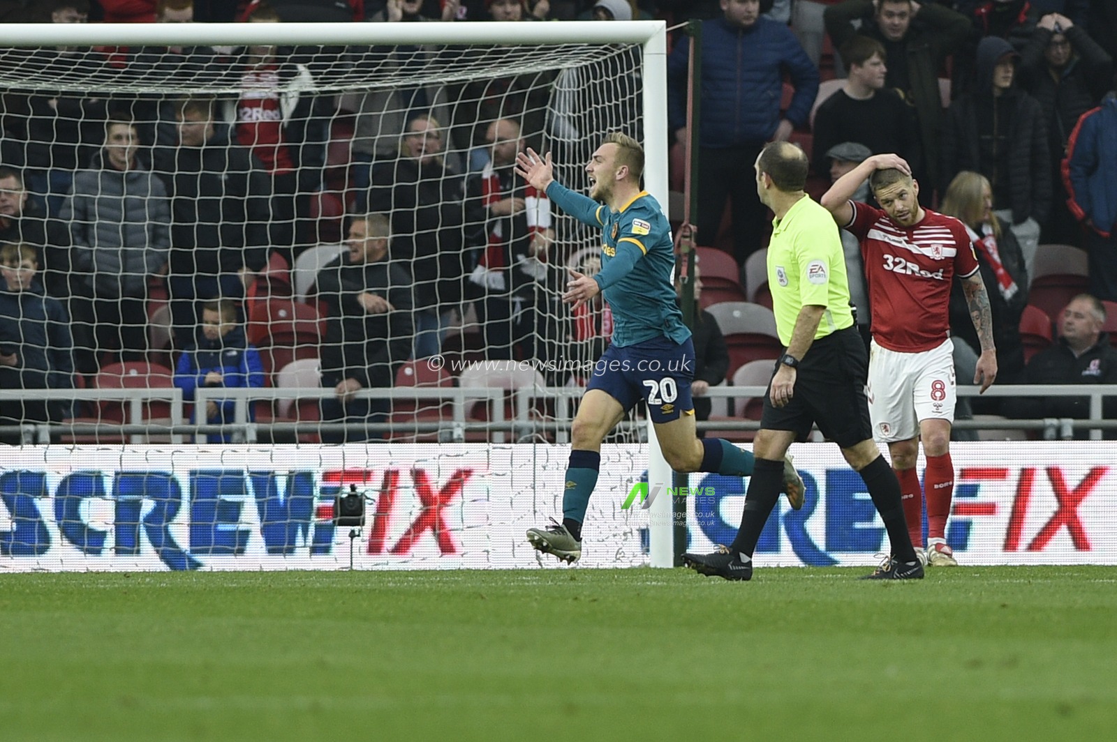 24th November 2019, Riverside Stadium, Middlesbrough, England; Sky Bet Championship, Middlesbrough v Hull City : Jarrod Bowen (20) of Hull City celebrates after scoring his team's 1st goal

Credit: Iam Burn/News Images
