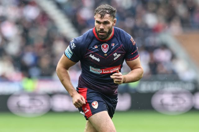 Alex Walmsley of St. Helens during the Betfred Super League Round 8 match Wigan Warriors vs St Helens at The Brick Community Stadium, Wigan, United Kingdom, 18th April 2025

(Photo by Mark Cosgrove/News Images)