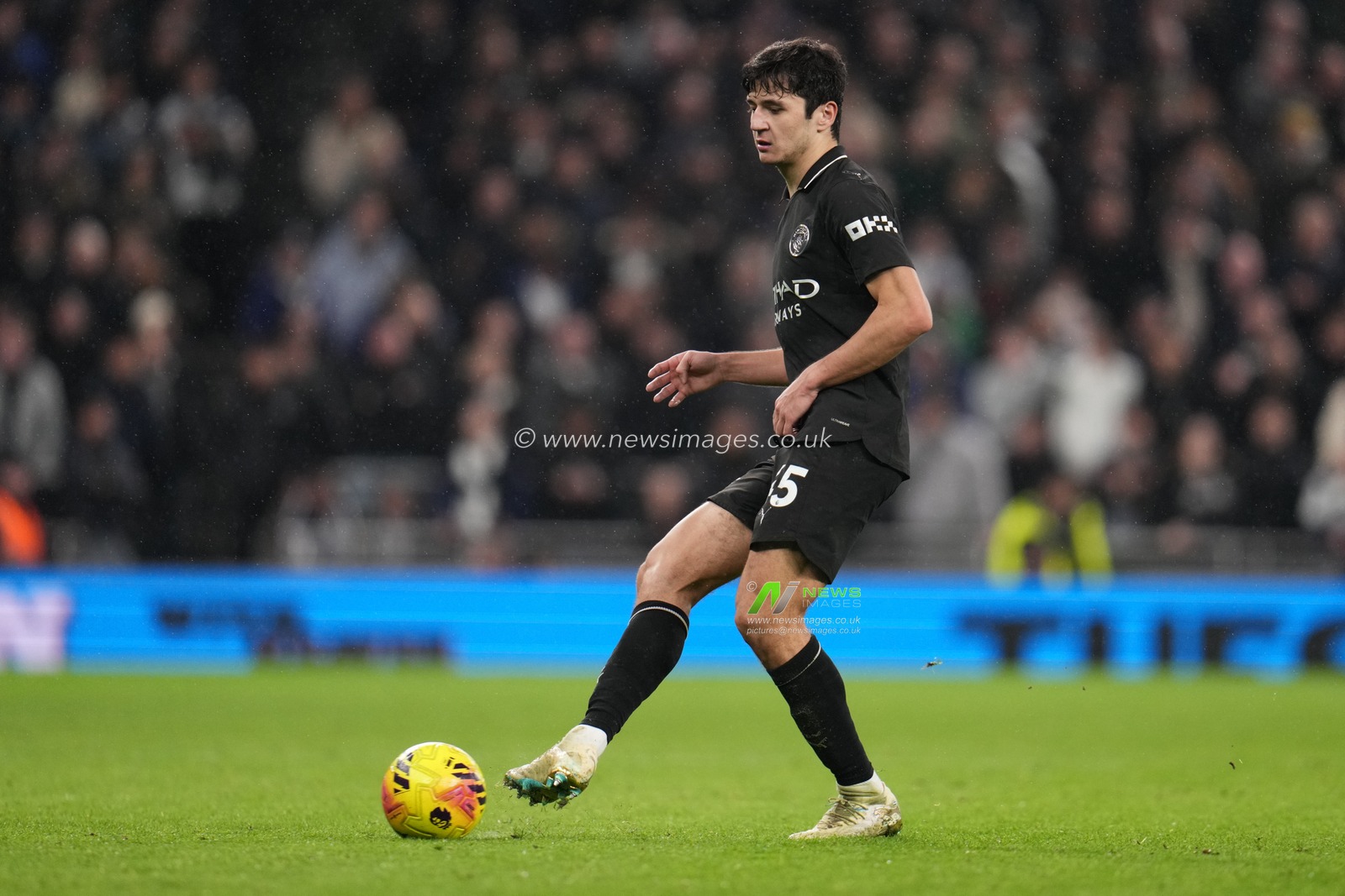 Abdukodir Khusanov of Manchester City during the Premier League match Tottenham Hotspur vs Manchester City at Tottenham Hotspur Stadium, London, United Kingdom, 1st February 2026

(Photo by Harvey Murphy/News Images)