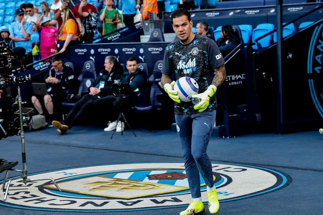 Ederson of Manchester City warms up prior to the Premier League match Manchester City vs Bournemouth at Etihad Stadium, Manchester, United Kingdom, 20th May 2025

(Photo by Mark Cosgrove/News Images)