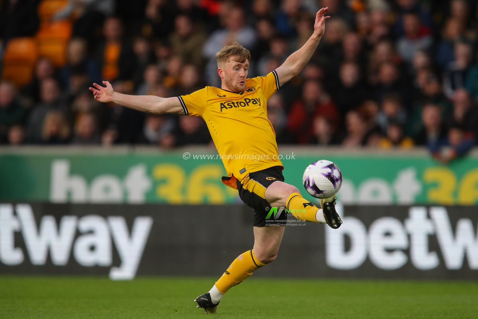 Tommy Doyle of Wolverhampton Wanderers fails to intercept a pass during the Premier League match Wolverhampton Wanderers vs Bournemouth at Molineux, Wolverhampton, United Kingdom, 24th April 2024

(Photo by Gareth Evans/News Images)