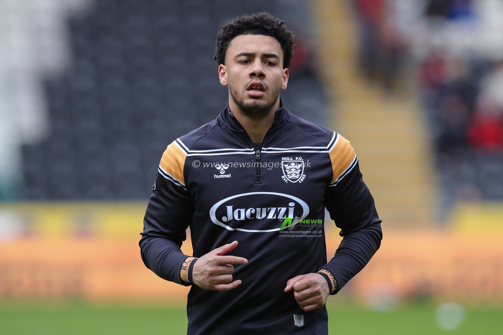 Darnell McIntosh #5 of Hull FC during the pre match warm up ahead of the Betfred Super League Round 4 match Hull FC vs Salford Red Devils at MKM Stadium, Hull, United Kingdom, 11th March 2023

(Photo by James Heaton/News Images)