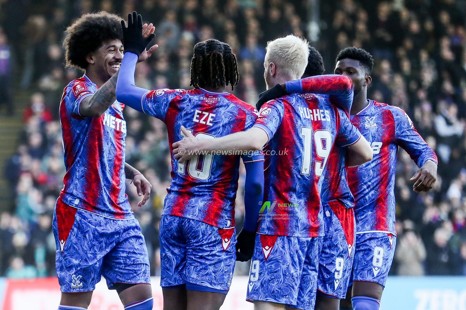 Crystal Palace celebrate the goal to make it 1-0 during the Emirates FA Cup 5th Round match Crystal Palace vs Millwall at Selhurst Park, London, United Kingdom, 1st March 2025

(Photo by Izzy Poles/News Images)