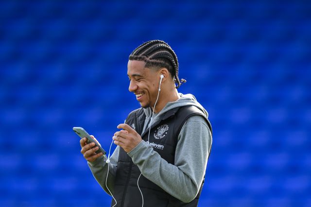 Sammy Slivera of Blackpool arrives ahead of the Sky Bet League 1 match Stockport County vs Blackpool at Edgeley Park Stadium, Stockport, United Kingdom, 1st March 2025

(Photo by Craig Thomas/News Images)