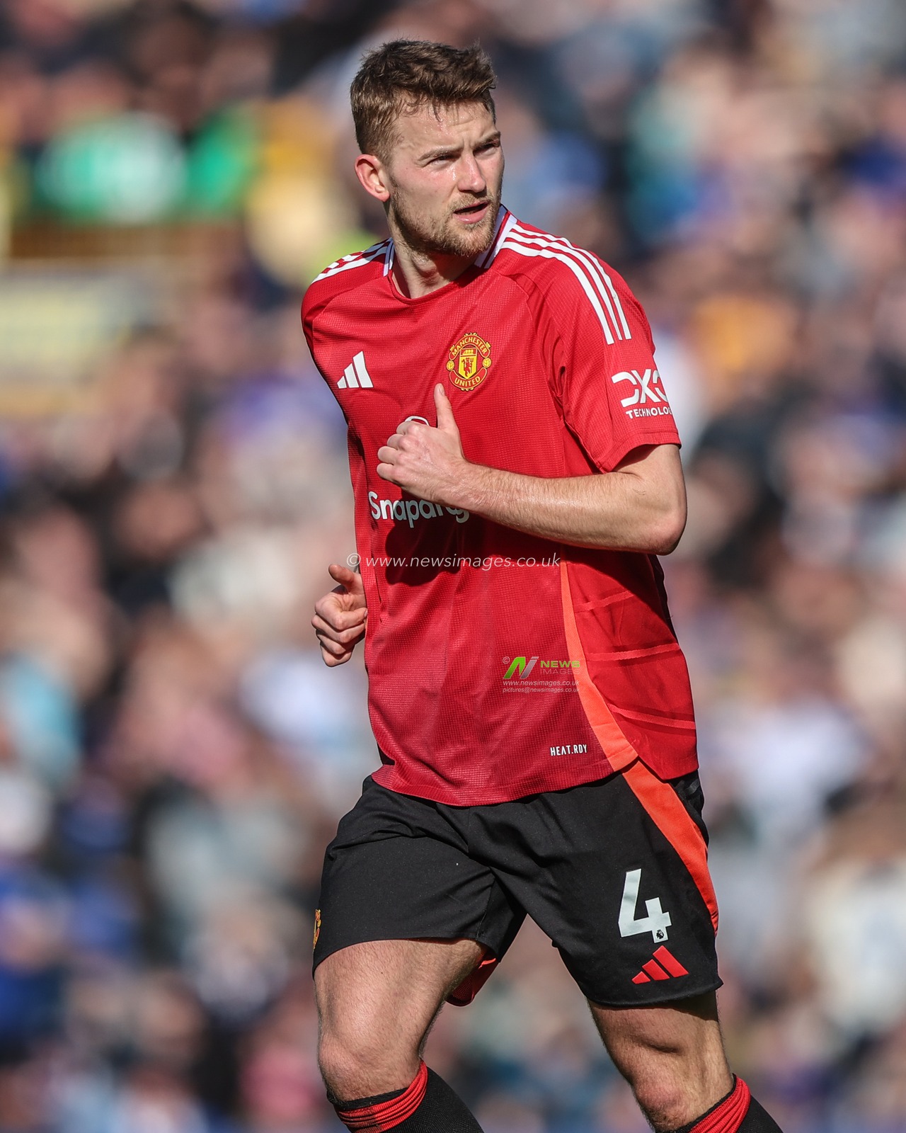 Matthijs de Ligt of Manchester United during the Premier League match Everton vs Manchester United at Goodison Park, Liverpool, United Kingdom, 22nd February 2025

(Photo by Alfie Cosgrove/News Images)