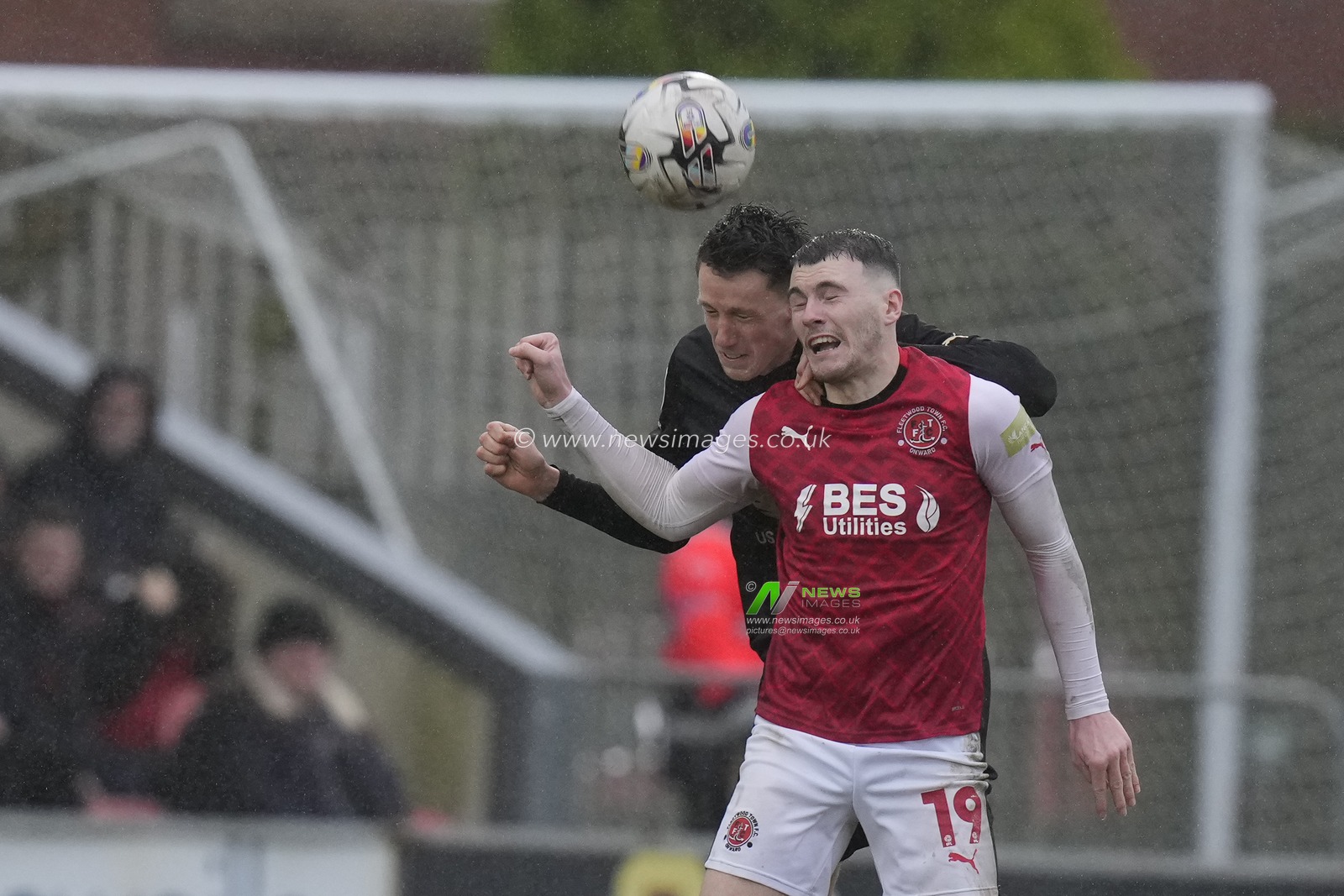MaÃ«l de Gevigney of Barnsley competes for a header with Ryan Graydon of Fleetwood Town during the Sky Bet League 1 match Fleetwood Town vs Barnsley at Highbury Stadium, Fleetwood, United Kingdom, 17th February 2024

(Photo by Steve Flynn/News Images)