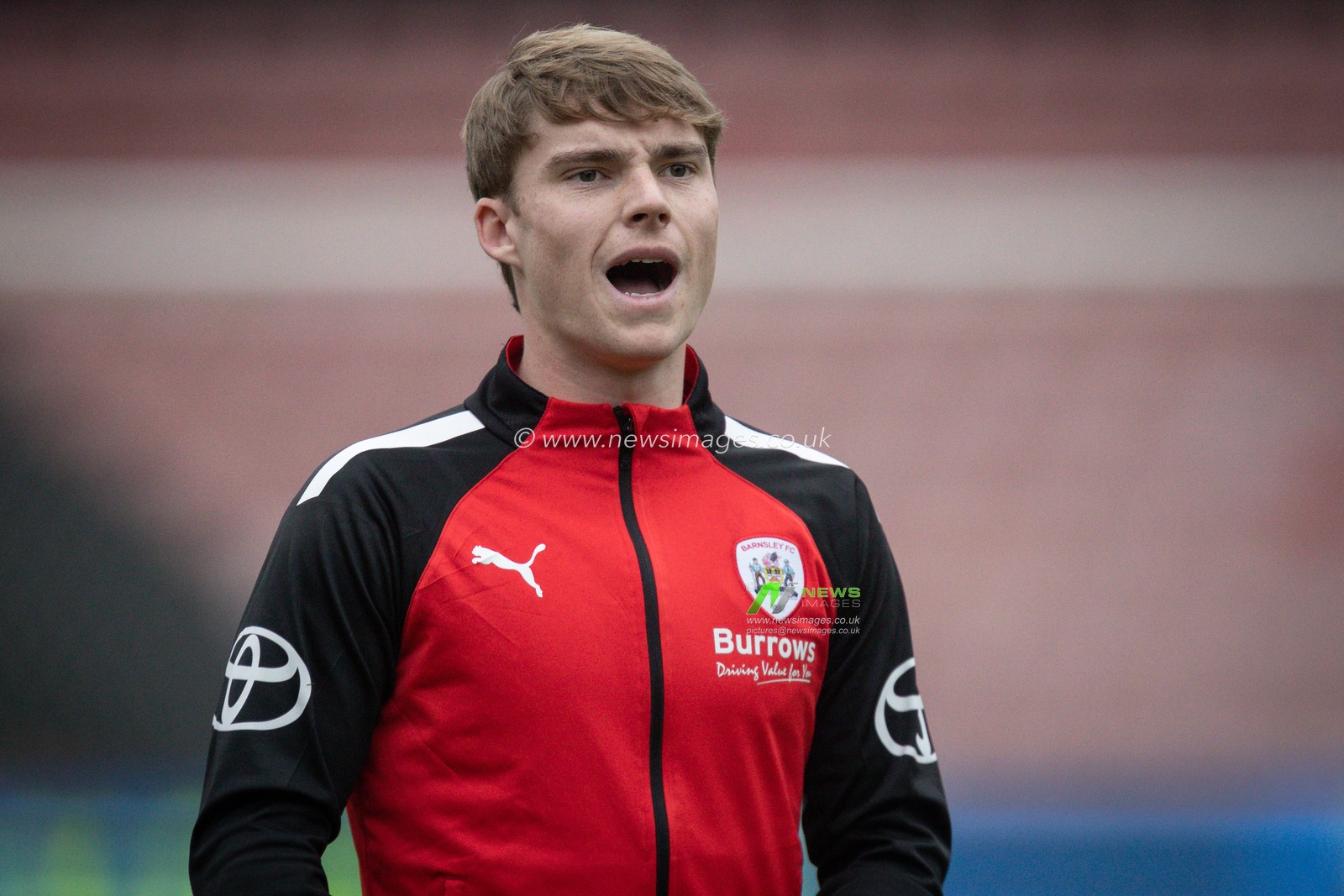 Luca Connell #48 of Barnsley during the pre match warm up ahead of the Sky Bet League 1 match Barnsley vs Forest Green Rovers at Oakwell, Barnsley, United Kingdom, 29th October 2022

(Photo by James Heaton/News Images)