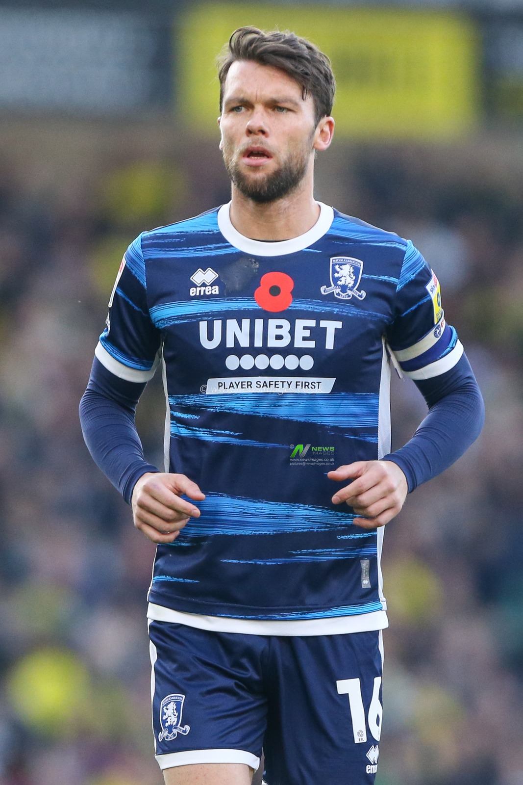 Jonathan Howson #16 of Middlesbrough during the Sky Bet Championship match Norwich City vs Middlesbrough at Carrow Road, Norwich, United Kingdom, 12th November 2022

(Photo by Arron Gent/News Images)