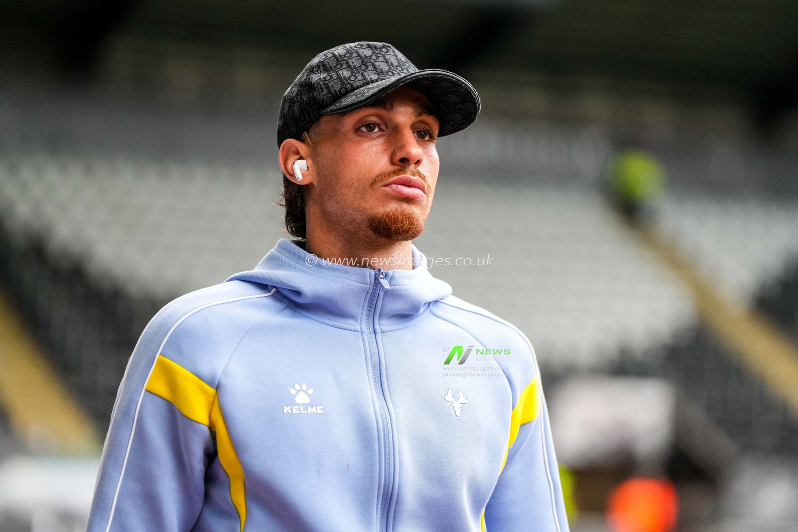 Iker Bravo of Watford arrives at the Swansea.com Stadium ahead of the Sky Bet Championship match Swansea City vs Watford at Swansea.com Stadium, Swansea, United Kingdom on 01 September 2026

(Photo by Andrew Lewis/News Images)