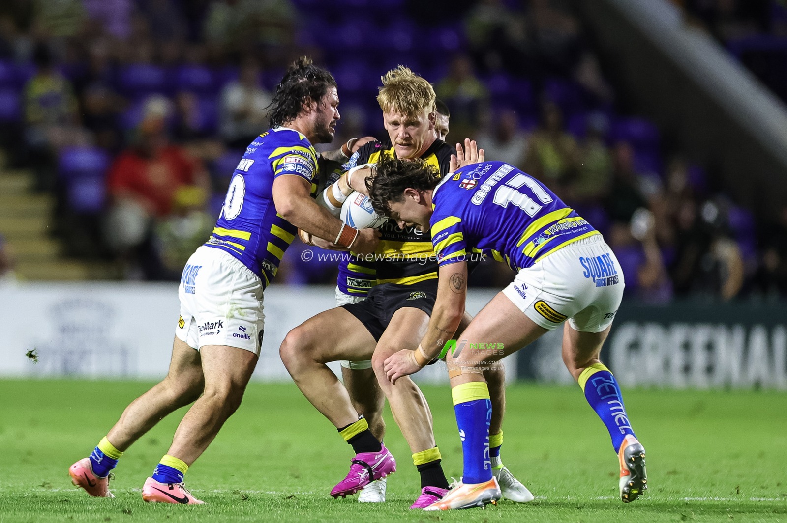 James Bentley of Warrington Wolves and Jordan Crowther of Warrington Wolves in action during the Betfred Super League round 23 match Warrington Wolves vs York Knights at The Halliwell Jones Stadium, Warrington, United Kingdom on 13 August 2026

(Photo by Mark Cosgrove/News Images)