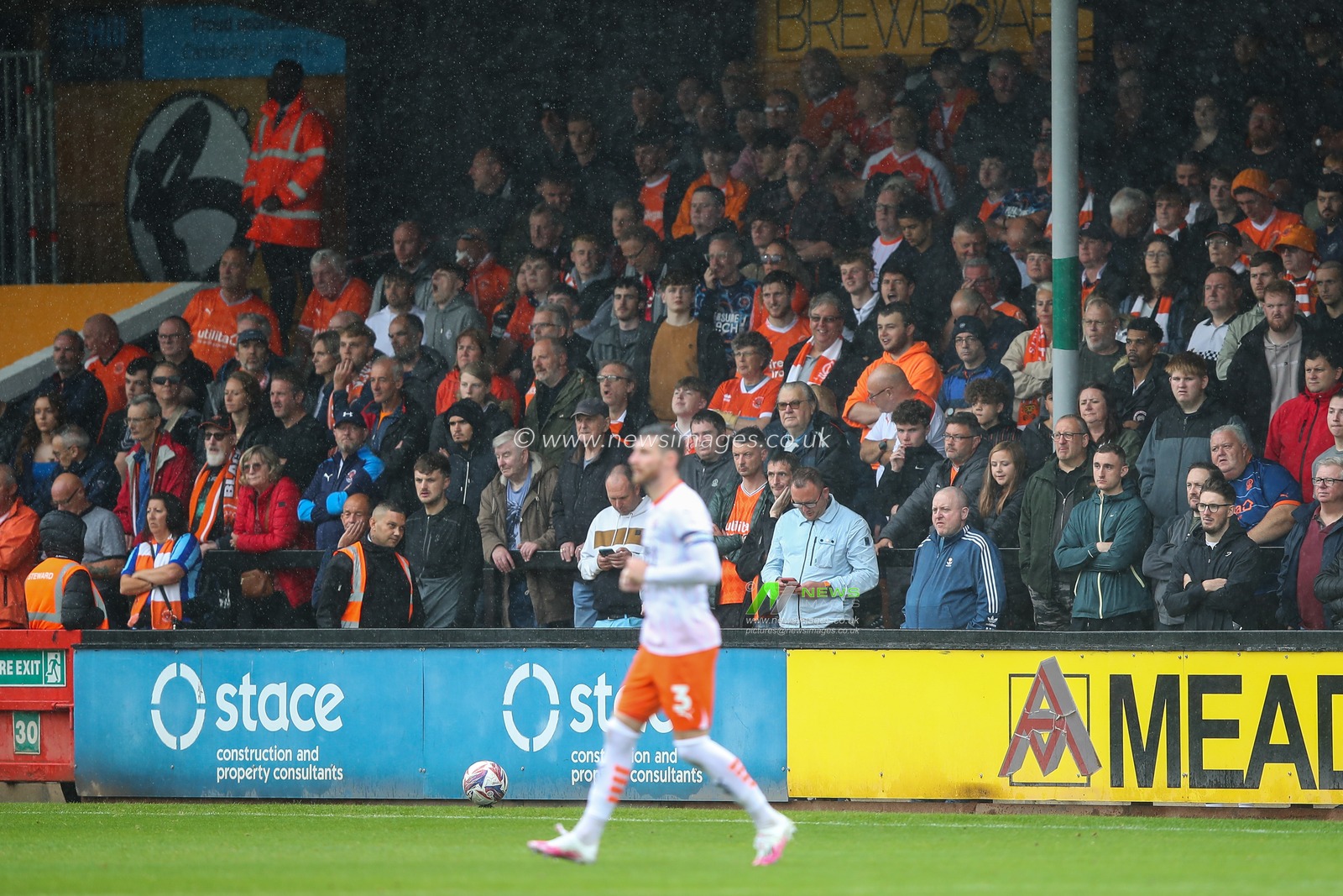 Blackpool fans during the Sky Bet League 1 match Cambridge United vs Blackpool at Abbey Stadium, Cambridge, United Kingdom, 24th August 2024

(Photo by Gareth Evans/News Images)
