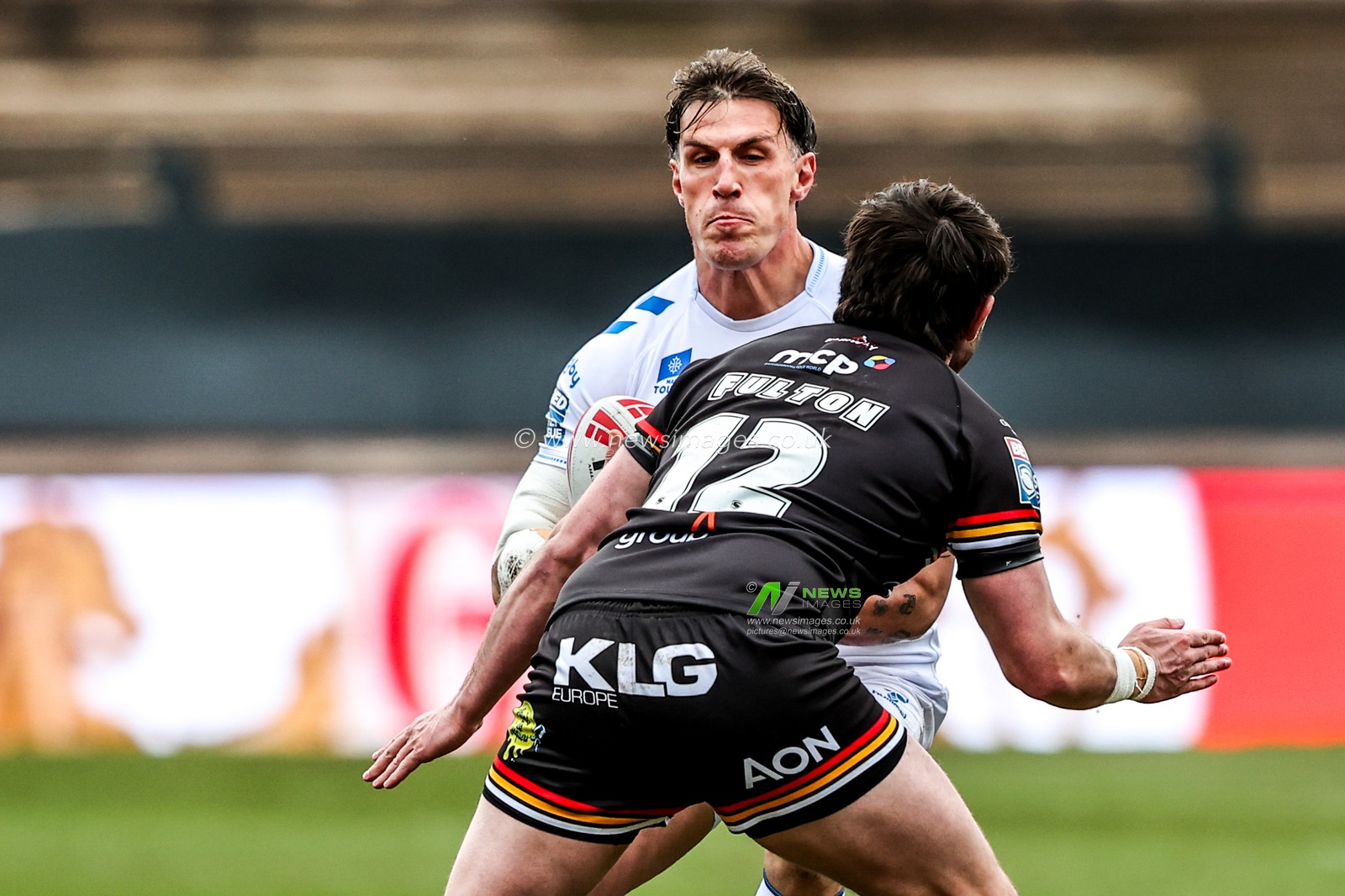 Lambert Belmas of Toulouse Olympique is tackled by Zac Fulton of Bradford Bulls during the Betfred Super League match Bradford Bulls vs Toulouse at Odsal Stadium, Bradford, United Kingdom on 01 March 2026

(Photo by Alfie Cosgrove/News Images)