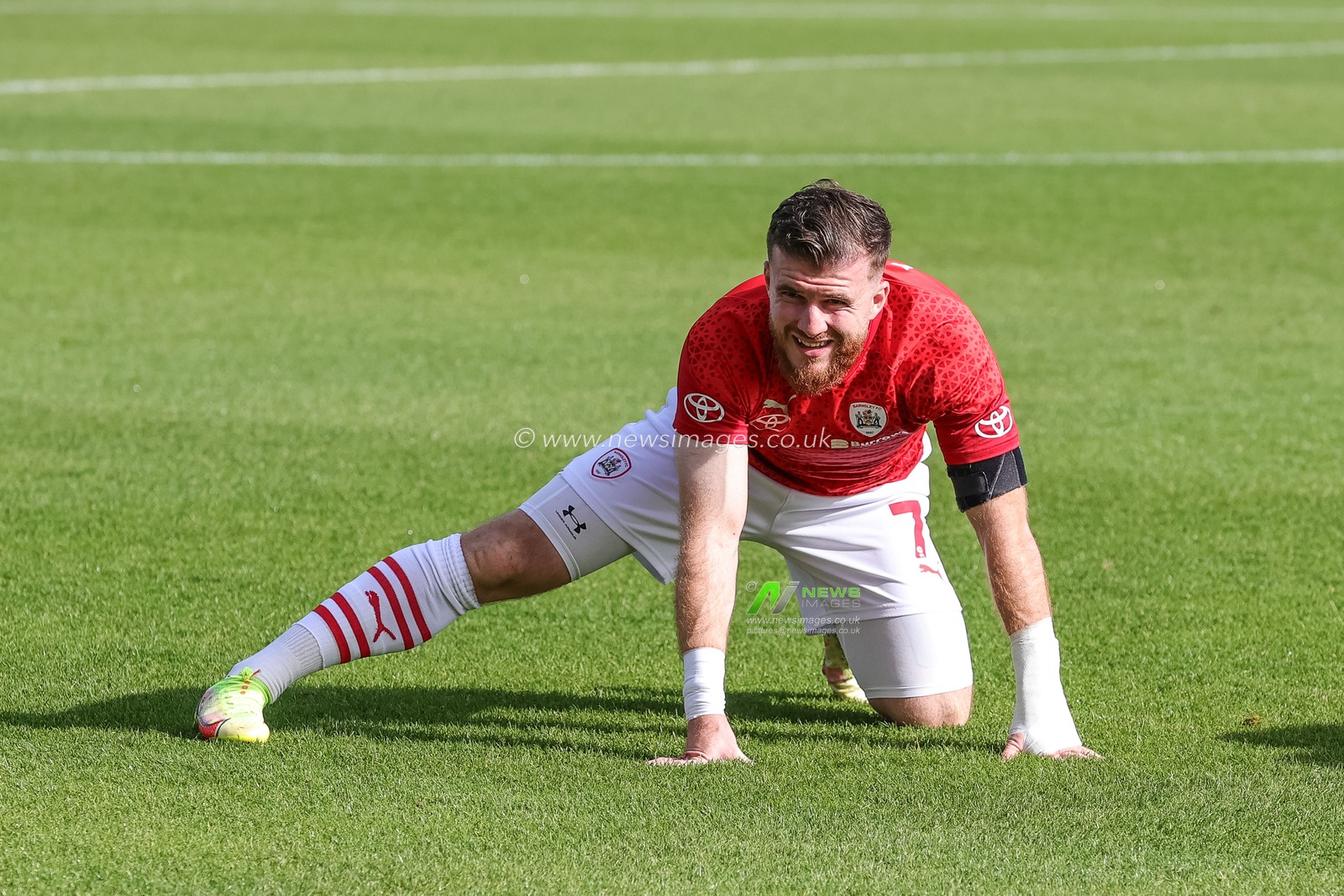 Nicky Cadden #7 of Barnsley in the pregame warmup session during the Sky Bet League 1 match Exeter City vs Barnsley at St James' Park, Exeter, United Kingdom, 7th October 2023

(Photo by Mark Cosgrove/News Images)