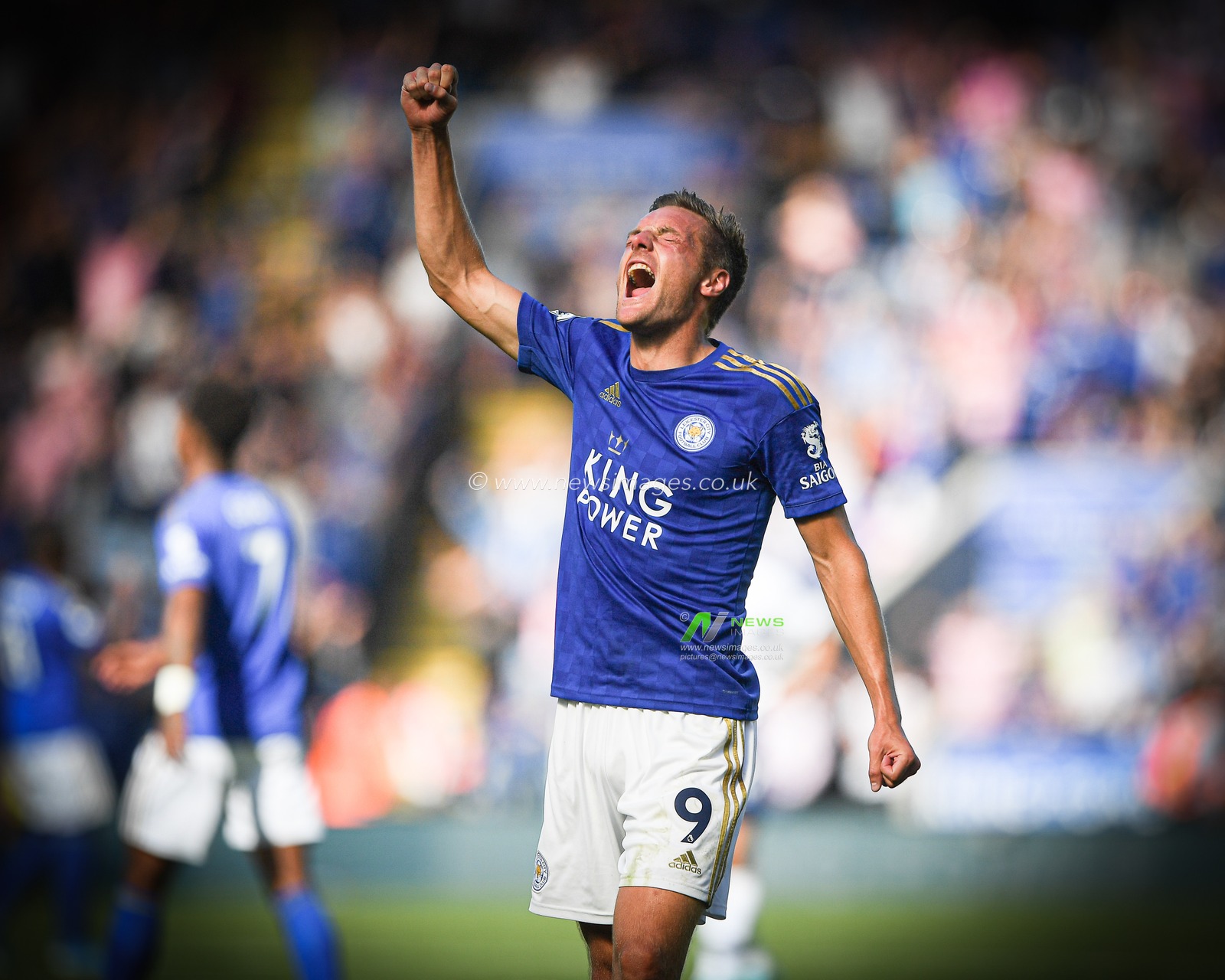 21st September 2019, King Power Stadium, Leicester, England ; Premier League Football, Leicester City vs Tottenham Hotspur : Jamie Vardy (9) of Leicester City punches the air as Referee Paul Tierney blows full-time


Credit: Jon Hobley/News Images

English Football League images are subject to DataCo Licence