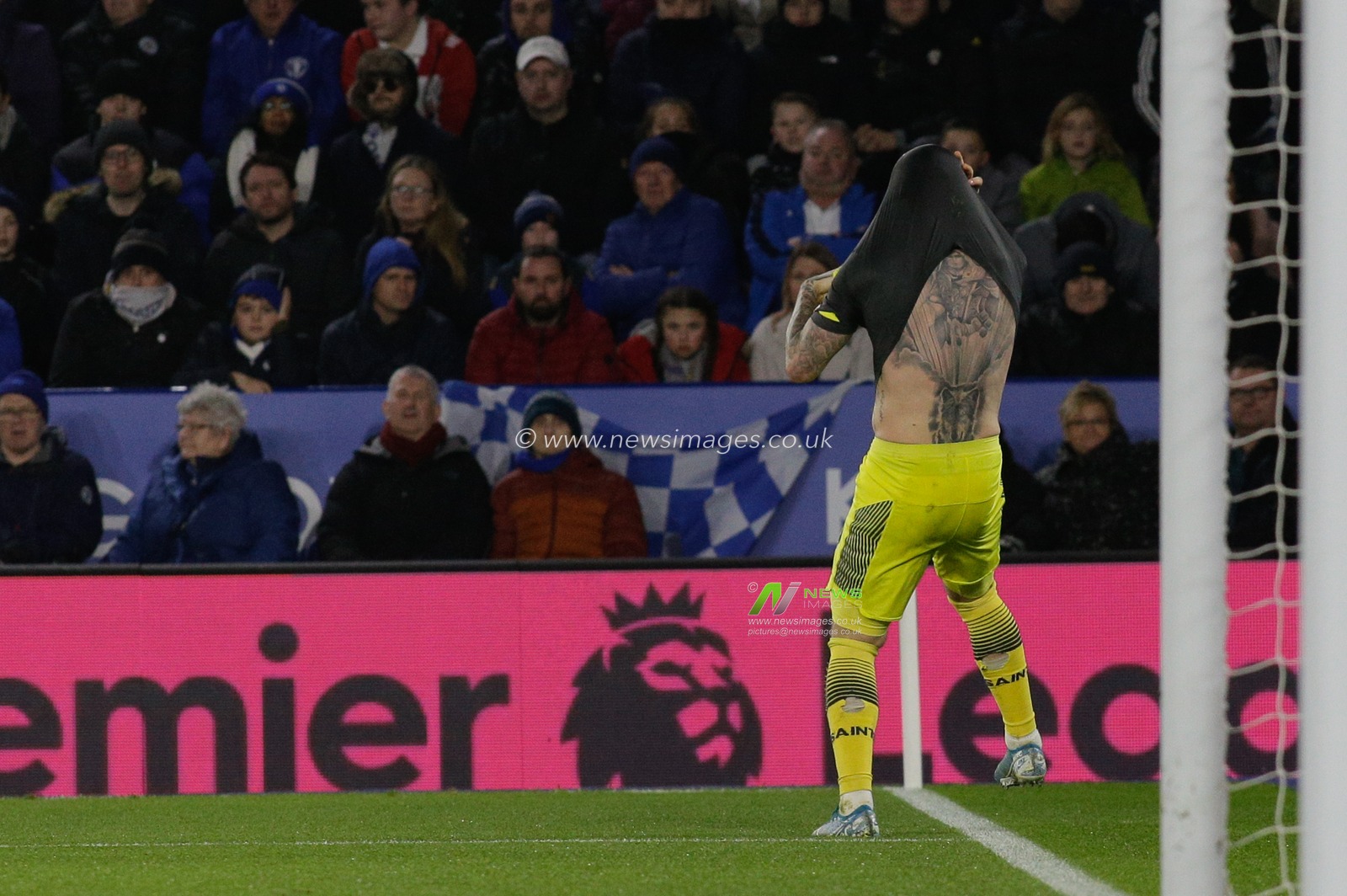 11th January 2020, King Power Stadium, Leicester, England; Premier League, Leicester City v Southampton : Danny Ings (9) of Southampton celebrates his goal to make it 2-1

Credit: Kurt Fairhurst/News Images