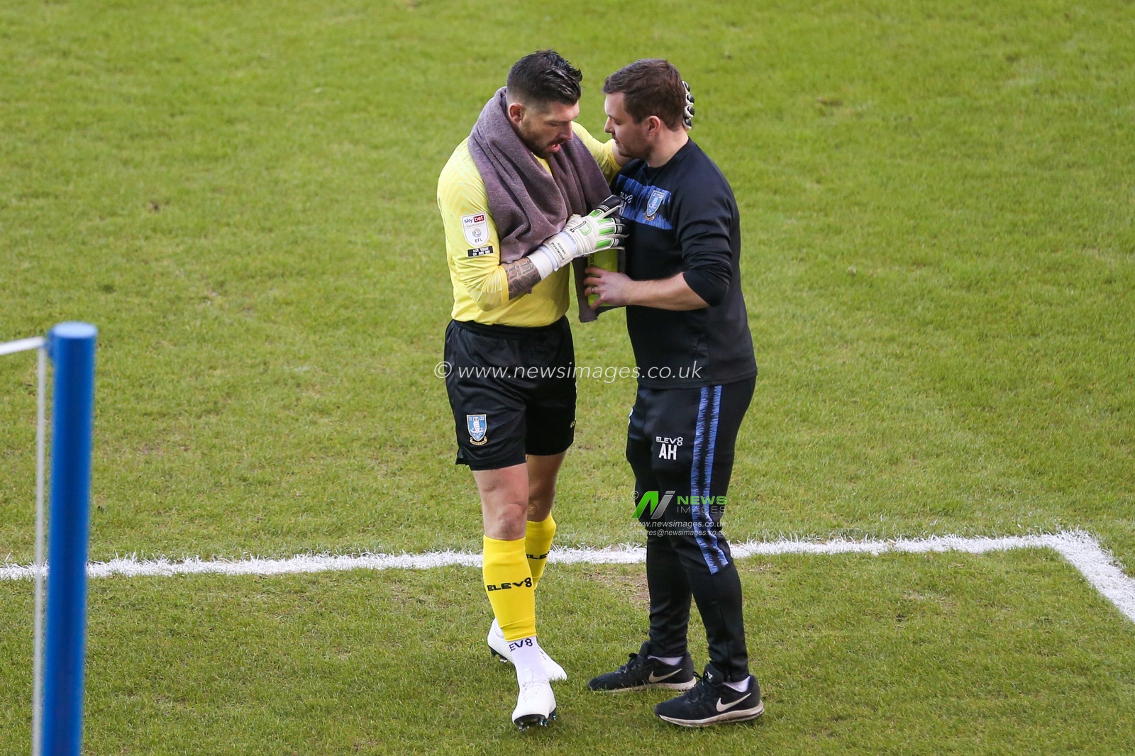 Keiren Westwood #1 of Sheffield Wednesday before the game