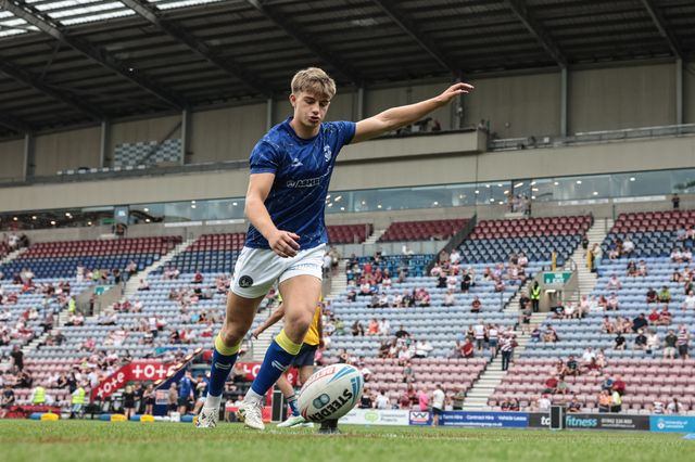 Ewan Irwin of Warrington Wolves in the pre-game warm up during the Betfred Super League round 18 match Wigan Warriors vs Warrington Wolves at The Brick Community Stadium, Wigan, United Kingdom on 10 July 2026

(Photo by Mark Cosgrove/News Images)