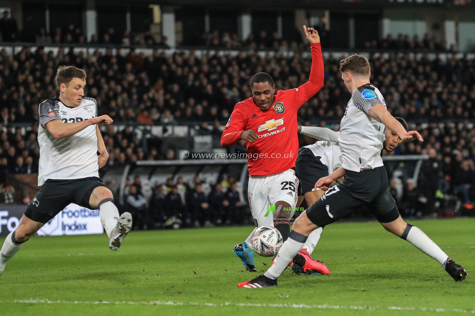 5th March 2020, Pride Park Stadium, Derby, England; Emirates FA Cup 5th Round, Derby County v Manchester United : Odion Ighalo (25) of Manchester United scores to make it 0-2