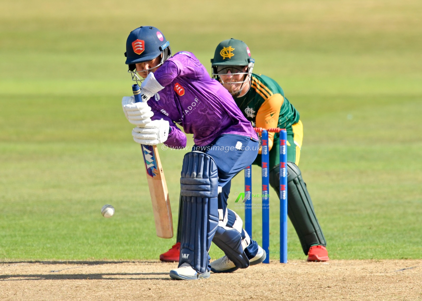 Noah THAIN of Essex CCC batting with Tom MOORES of Nottingham Outlaws wicket keeping during the Royal London One-day Cup match Nottinghamshire vs Essex at Trent Bridge, Nottingham, United Kingdom, 11th August 2024

(Photo by Mark Dunn/News Images)