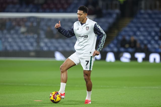 Jobe Bellingham of Sunderland in the pregame warmup session during the Sky Bet Championship match Burnley vs Sunderland at Turf Moor, Burnley, United Kingdom, 17th January 2025

(Photo by Alfie Cosgrove/News Images)