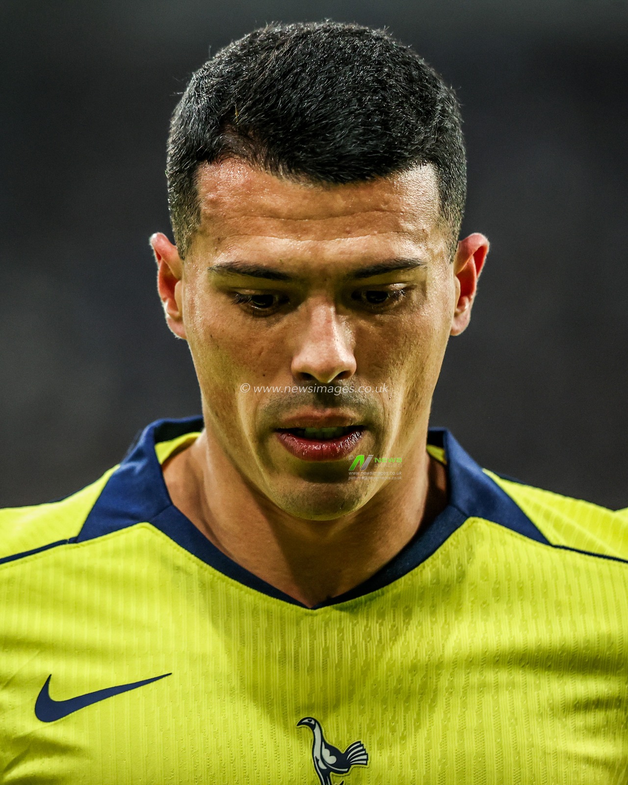 Pedro Porro of Tottenham Hotspur during the Premier League match Newcastle United vs Tottenham Hotspur at St. James's Park, Newcastle, United Kingdom, 2nd December 2025

(Photo by Alfie Cosgrove/News Images)

*** GER AUT SUI OUT ***