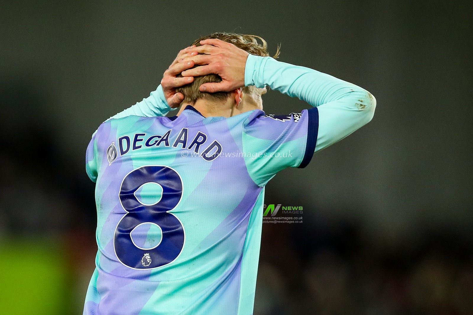 Martin Odegaard of Arsenal reacts after a missed chance during the Premier League match Brentford vs Arsenal at The Gtech Community Stadium, London, United Kingdom, 1st January 2025

(Photo by Izzy Poles/News Images)