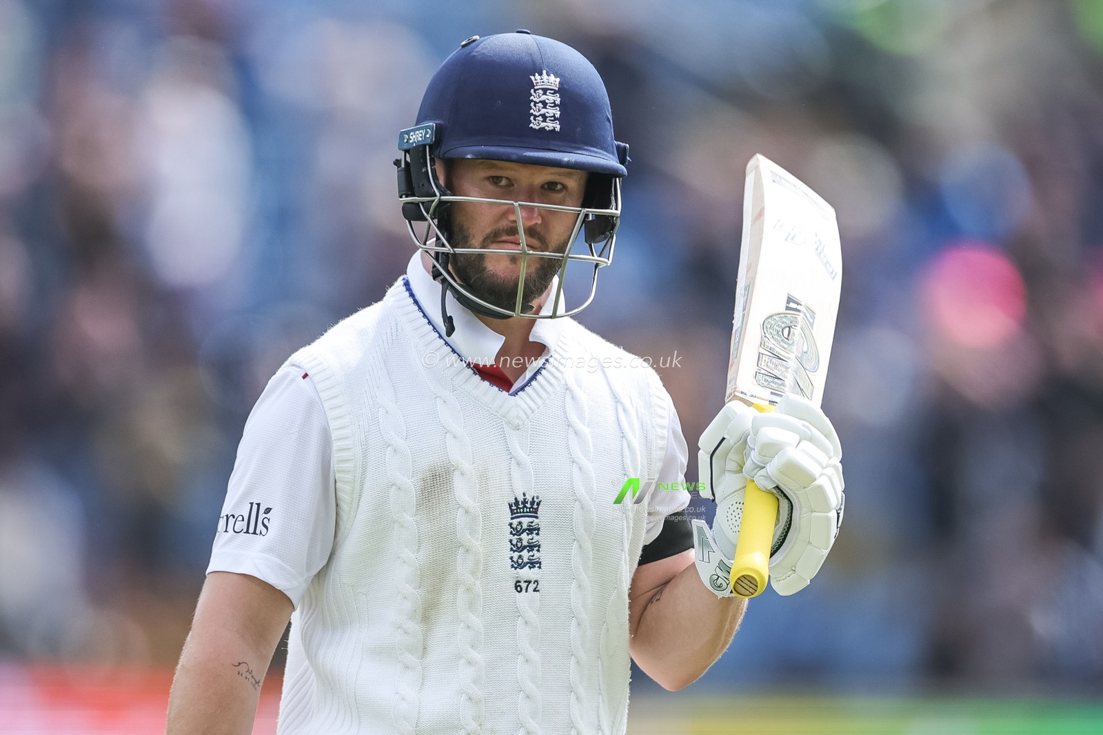 A dejected Ben Duckett of England after he’s dismissed on 149 during the 1st Rothesay Test Match Day 5 England vs India at Headingley Cricket Ground, Leeds, United Kingdom, 24th June 2025

(Photo by Mark Cosgrove/News Images)