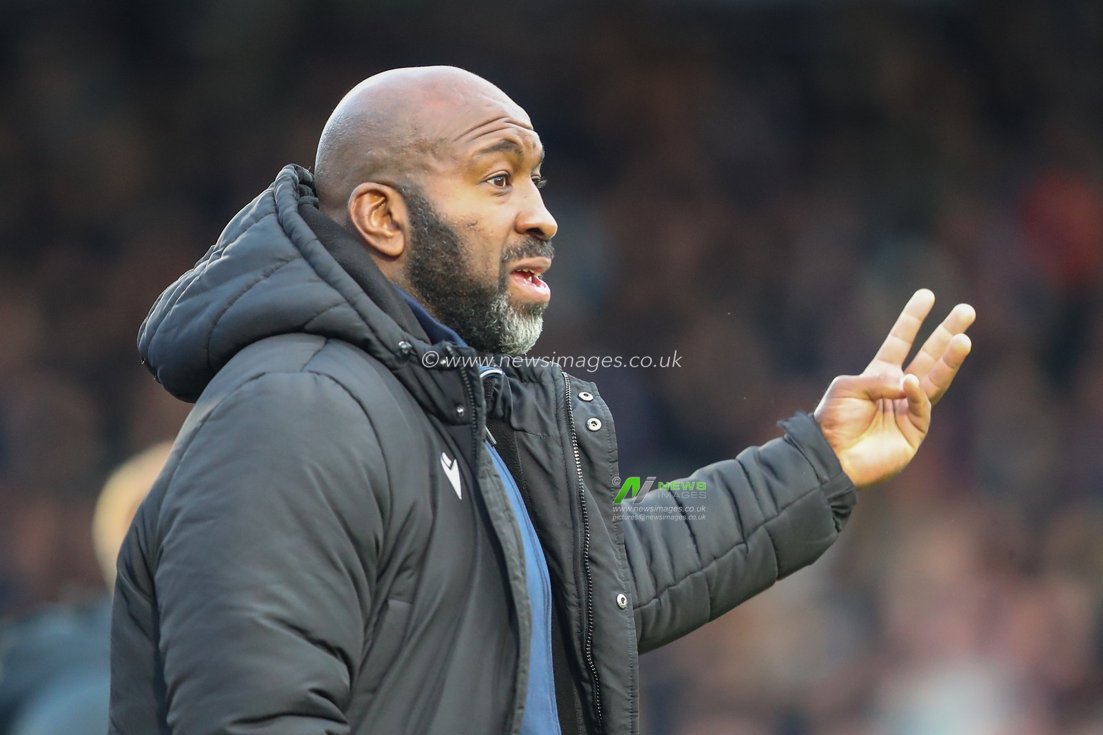 Darren Moore manager of Sheffield Wednesday appeals during the Sky Bet League 1 match Wycombe Wanderers vs Sheffield Wednesday at Adams Park, High Wycombe, United Kingdom, 14th January 2023

(Photo by Gareth Evans/News Images)