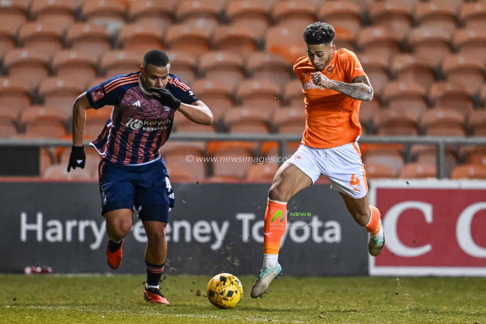 Jordan Lawrence-Gabriel of Blackpool makes a break with the ball during the Emirates FA Cup  Third Round Replay match Blackpool vs Nottingham Forest at Bloomfield Road, Blackpool, United Kingdom, 17th January 2024

(Photo by Craig Thomas/News Images)