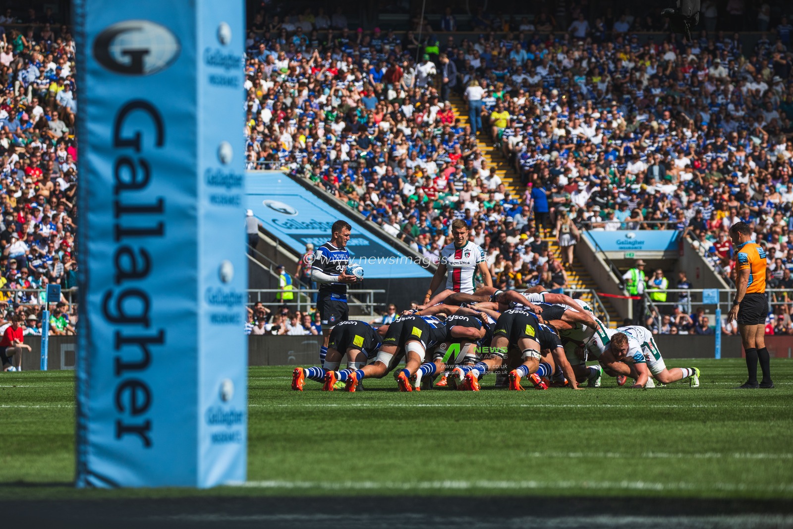Scrum time during the Gallagher Premiership Play-off Final 2025 Bath Rugby v Leicester Tigers at Allianz Stadium, Twickenham, United Kingdom, 14th June 2025

(Photo by Craig Evans/News Images)
