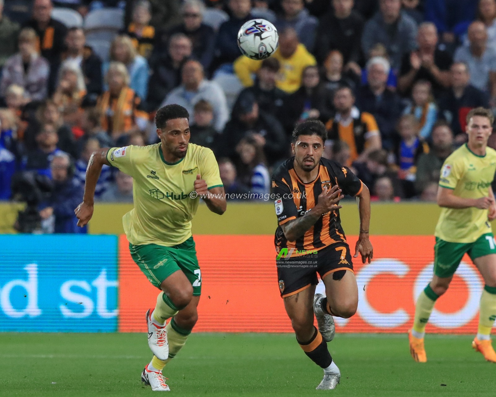 Zak Vyner #26 of Bristol City and Ozan Tufan #7 of Hull City battle for the ball during the Sky Bet Championship match Hull City vs Bristol City at MKM Stadium, Hull, United Kingdom, 25th August 2023

(Photo by Alfie Cosgrove/News Images)