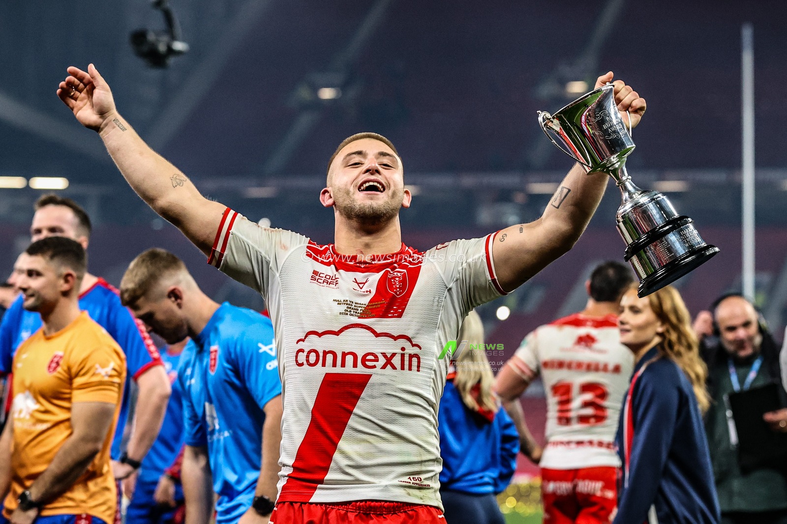Mikey Lewis of Hull KR celebrates with the fans after winning the Grand Final and the man of the match trophy during the 2025 Betfred Super League Grand Final Hull KR v Wigan Warriors at Old Trafford, Manchester, United Kingdom, 11th October 2025

(Photo by Alfie Cosgrove/News Images)