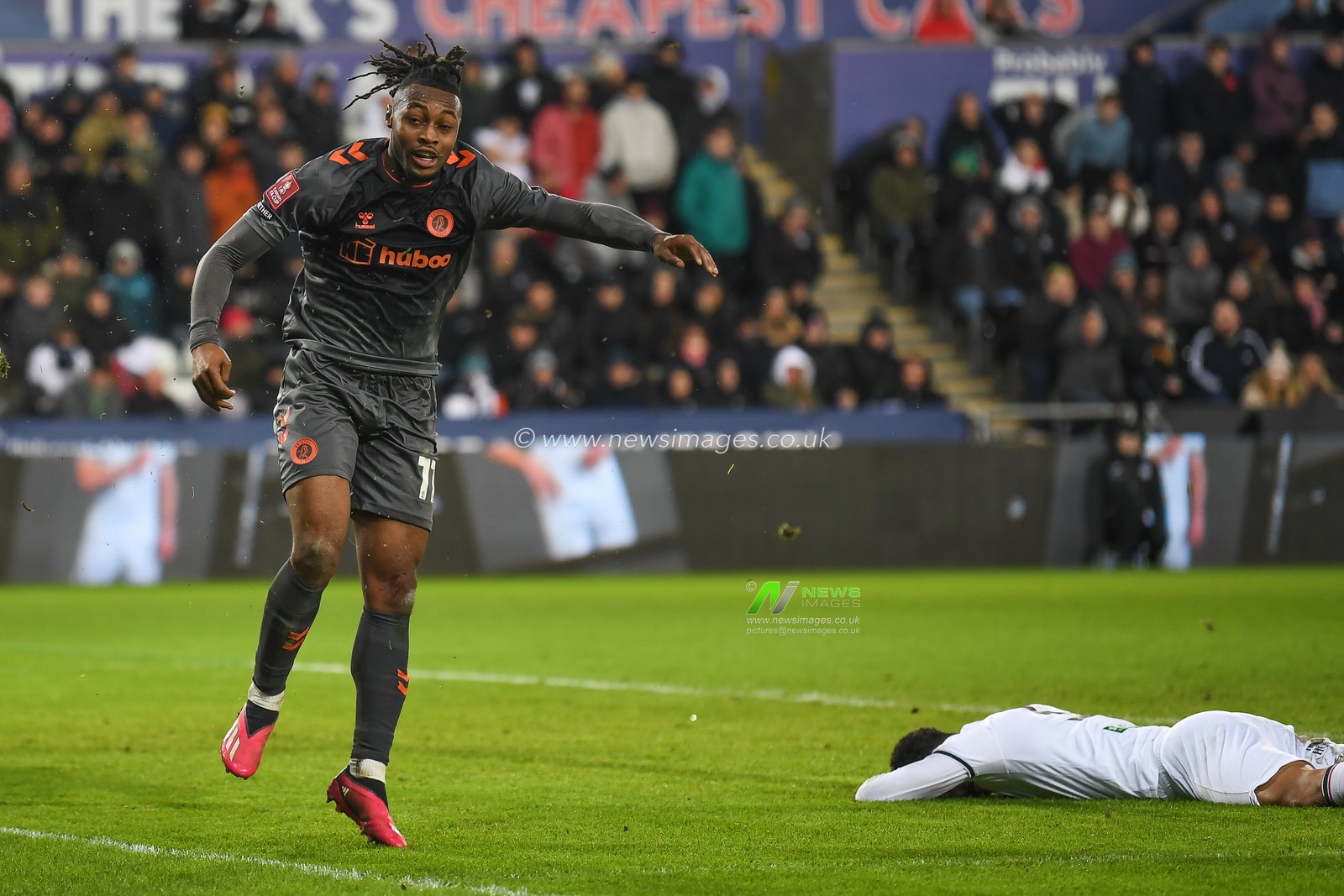 Antoine Semenyo #11 of Bristol City  celebrates Bristols goal to make it 1-2 in extra timeduring the Emirates FA Cup Third Round Replay match Swansea City vs Bristol City at Swansea.com Stadium, Swansea, United Kingdom, 17th January 2023

(Photo by Mike Jones/News Images)
