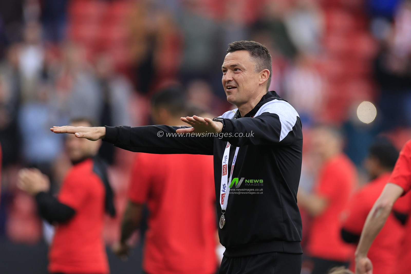 Paul Heckingbottom the Sheffield United Manager gestures to the crowd at the end of the Sky Bet Championship match Sheffield United vs Preston North End at Bramall Lane, Sheffield, United Kingdom, 29th April 2023

(Photo by Conor Molloy/News Images)