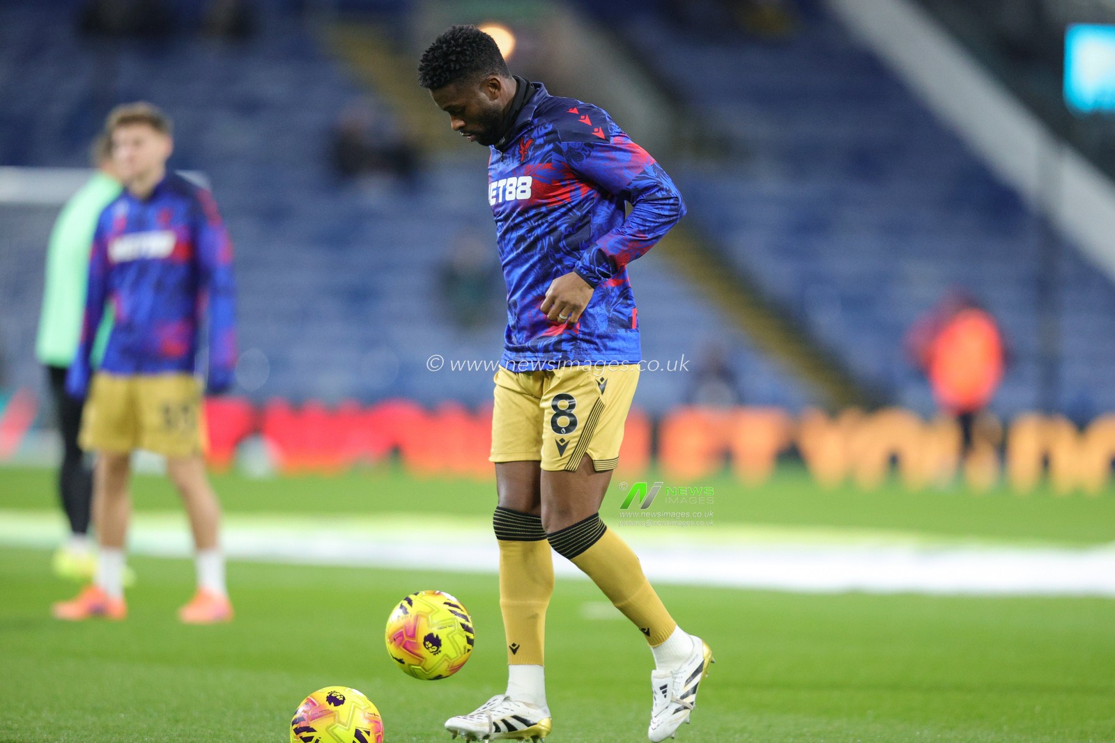 Jefferson Lerma of Crystal Palace in the pregame warmup session during the Premier League match Burnley vs Crystal Palace at Turf Moor, Burnley, United Kingdom, 3rd December 2025

(Photo by Richard Bierton/News Images)

*** GER AUT SUI OUT ***