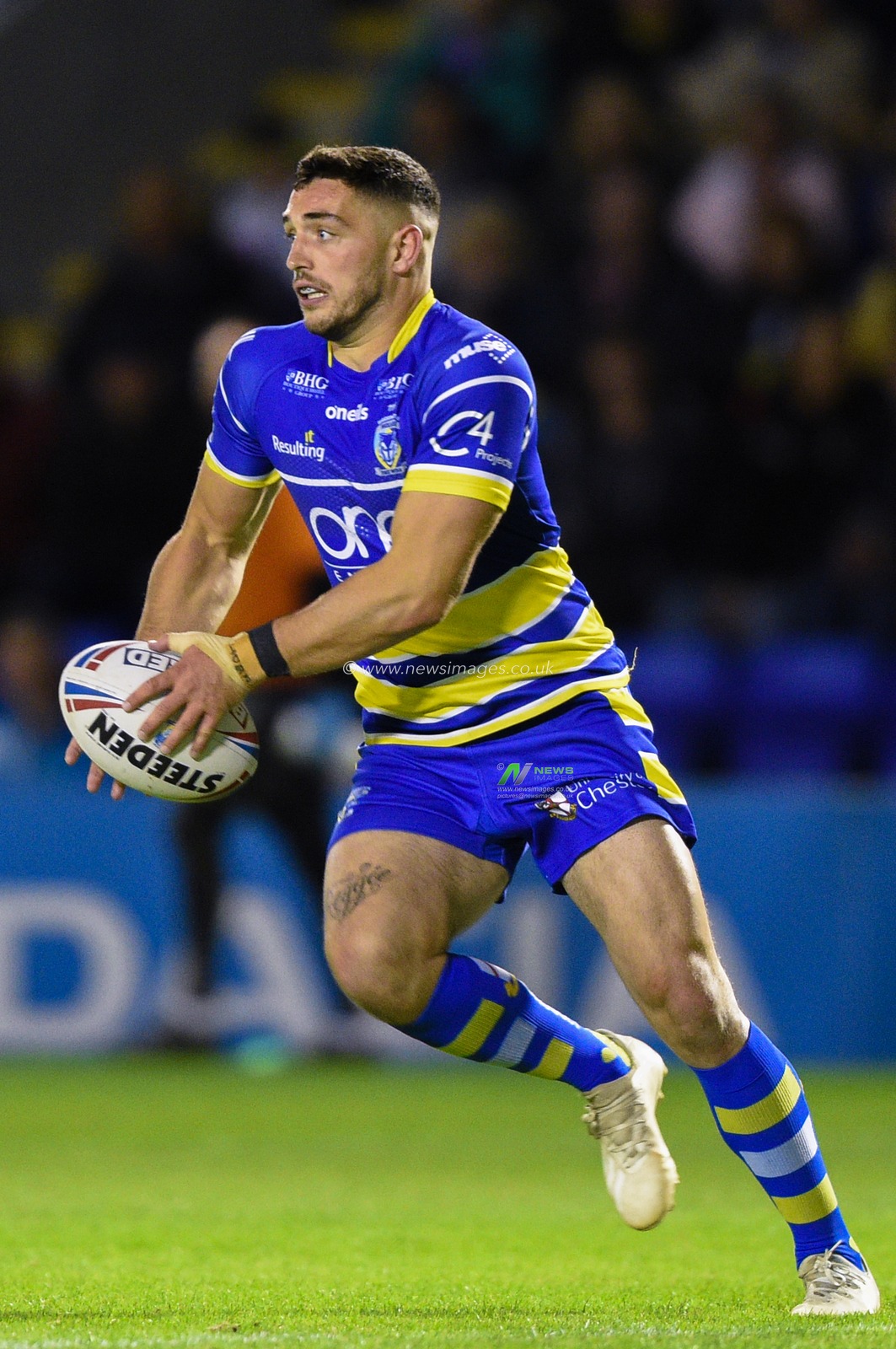 6th September 2019 , Halliwell Jones Stadium, Warrington, England;  Betfred Super League Rugby, Round 28, Warrington Wolves vs Wakefield Trinity ; Declan Patton (15) of Warrington Wolves in action during the game. 

Credit: Richard Long/News Images
