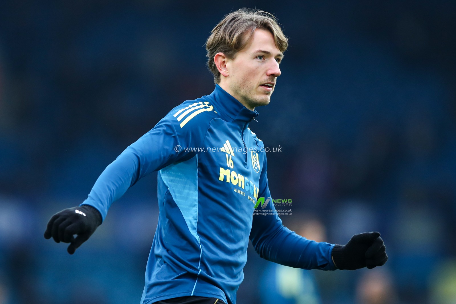 Sander Berge of Fulham warms up ahead of the Premier League match Leeds United vs Fulham at Elland Road, Leeds, United Kingdom, 17th January 2026

(Photo by Jorge Horsted/News Images)