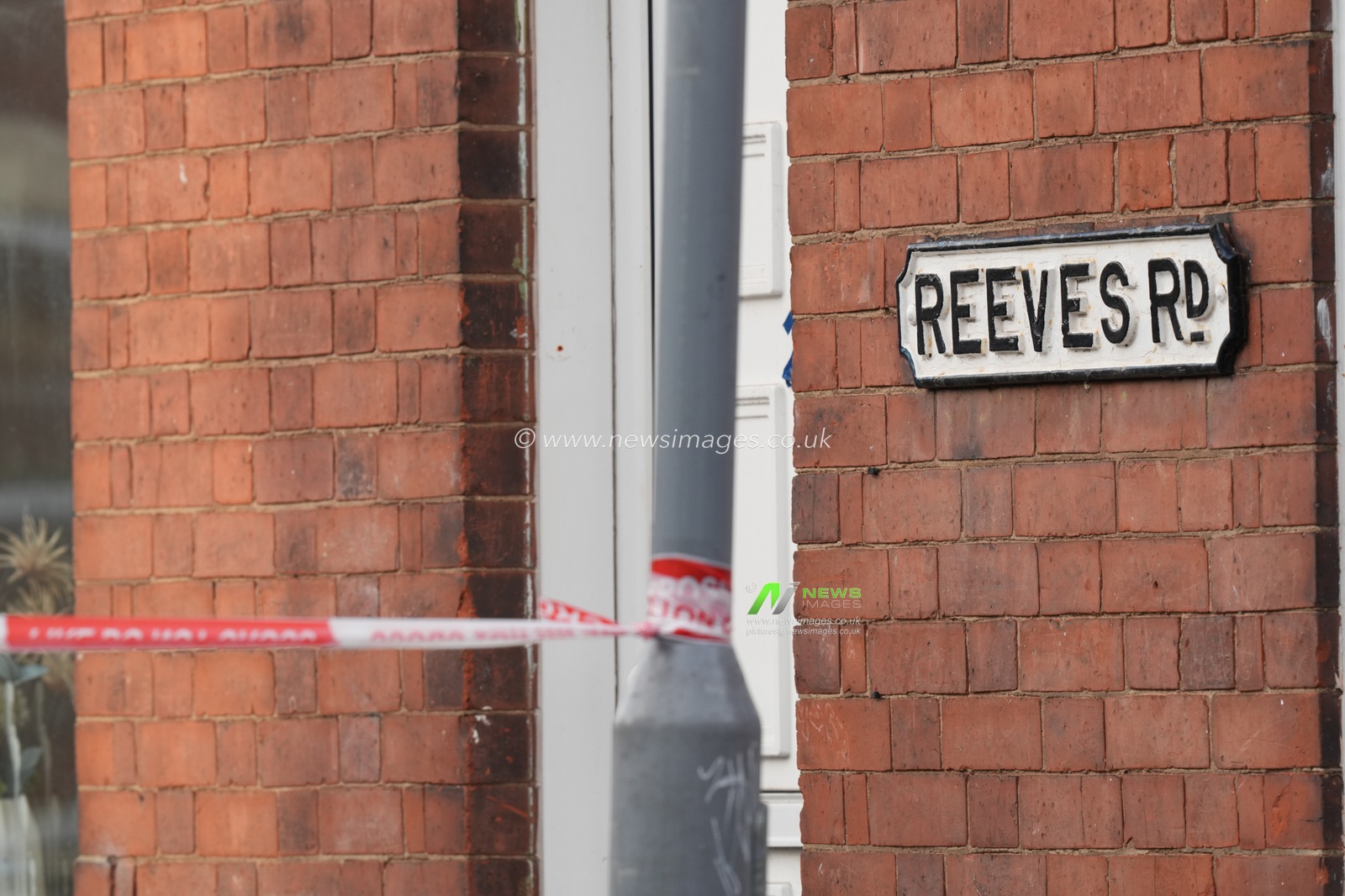 during a Major Explosives Incident in Derby that saw two men arrested on suspicion of explosives offences and 200 homes evacuated (Maynard Manyowa / News Images)
