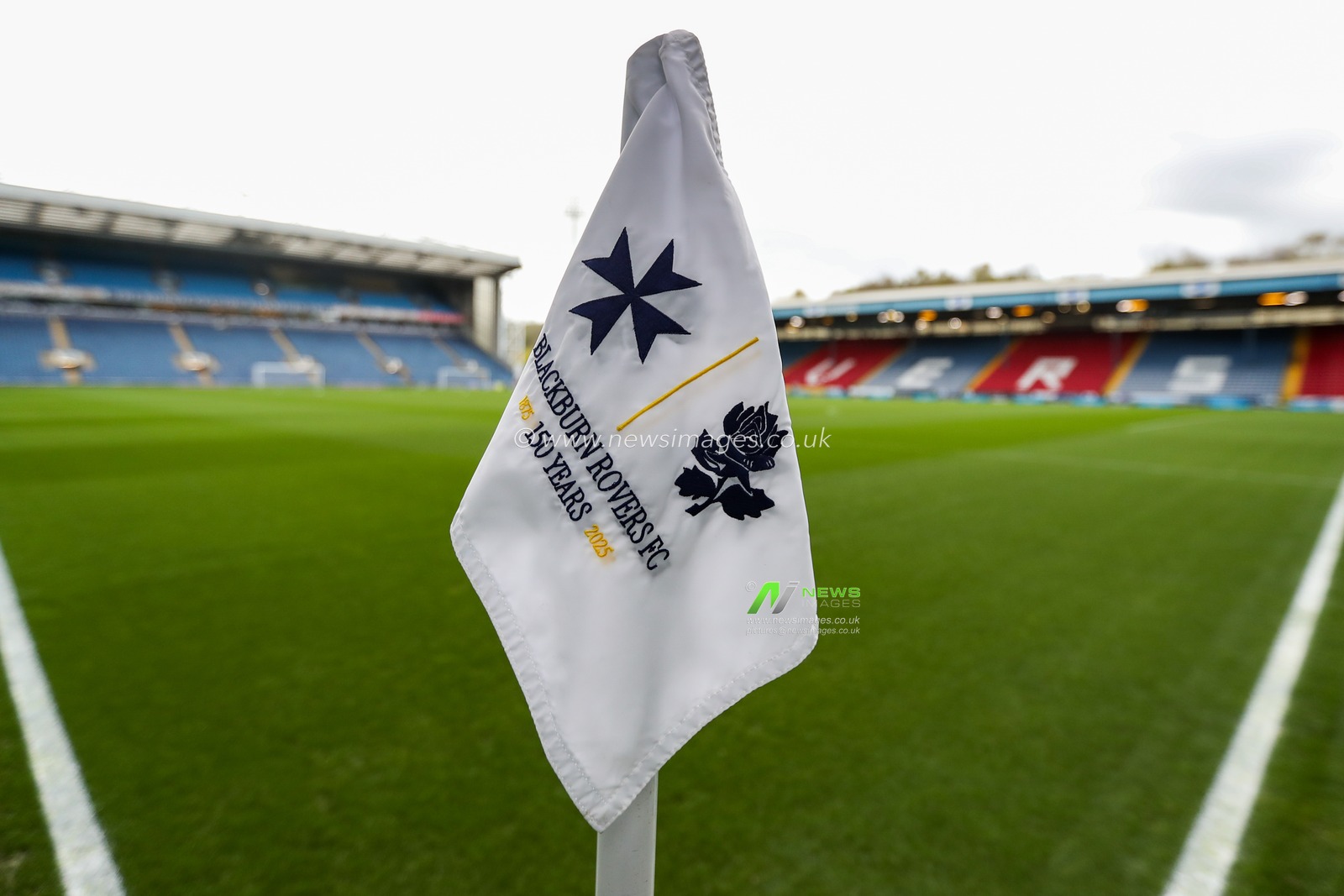 Blackburn Rovers corner flag at Ewood Park ahead of the Sky Bet Championship match Blackburn Rovers vs Coventry City at Ewood Park, Blackburn, United Kingdom on 17 April 2026

(Photo by Jorge Horsted/News Images)