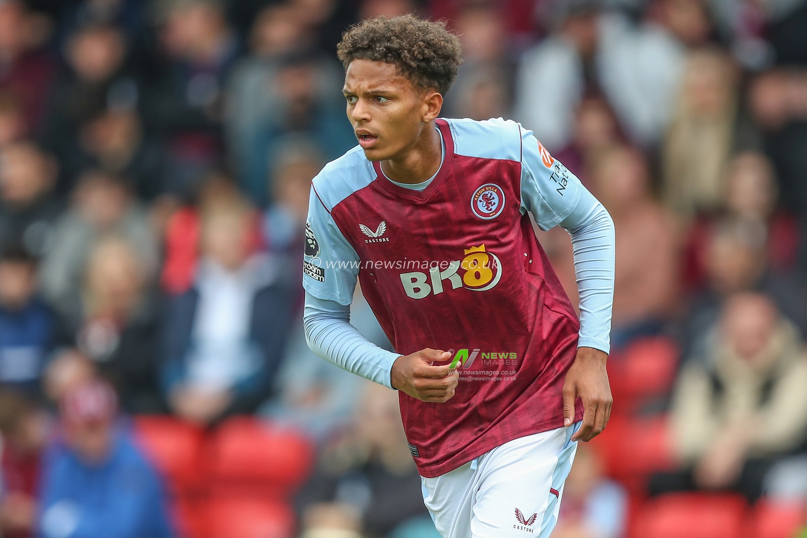 Omari Kellyman #71 of Aston Villa during the Pre-season friendly match Walsall vs Aston Villa at Poundland Bescot Stadium, Walsall, United Kingdom, 15th July 2023

(Photo by Gareth Evans/News Images)