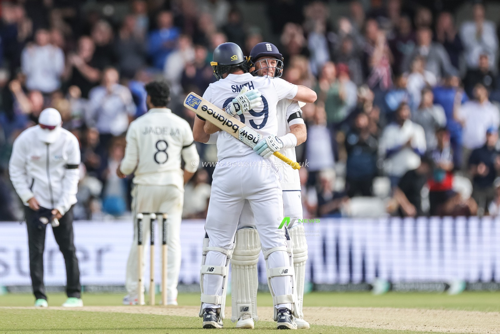 Joe Root of England celebrates the win with Jamie Smith of England after he hits a six during the 1st Rothesay Test Match Day 5 England vs India at Headingley Cricket Ground, Leeds, United Kingdom, 24th June 2025

(Photo by Mark Cosgrove/News Images)