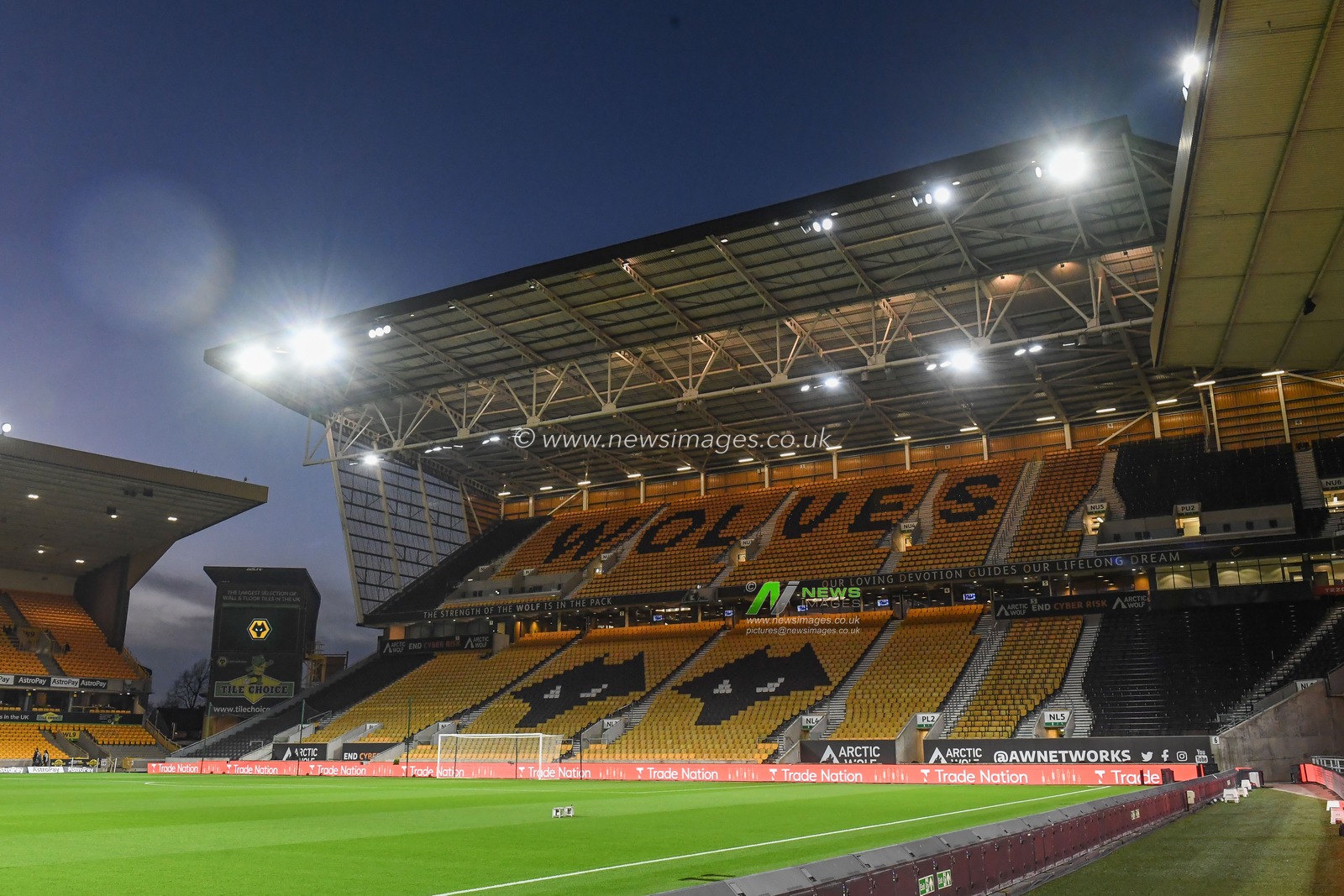 General view of Molineux Stadium, Home of Wolverhampton Wanderers F.C.during the Carabao Cup match Wolverhampton Wanderers vs Leeds United at Molineux, Wolverhampton, United Kingdom, 9th November 2022

(Photo by Mike Jones/News Images)