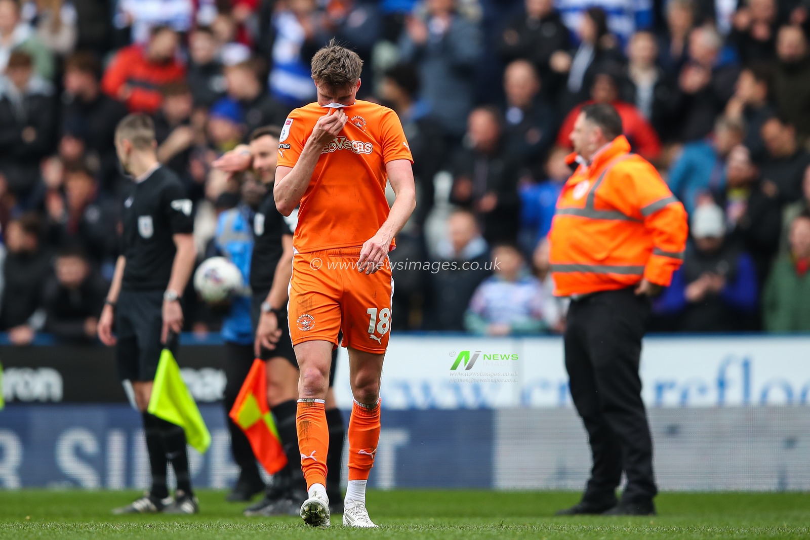 Jake Beesley of Blackpool reacts to his team's loss after the Sky Bet League 1 match Reading vs Blackpool at Select Car Leasing Stadium, Reading, United Kingdom, 27th April 2024

(Photo by Gareth Evans/News Images)