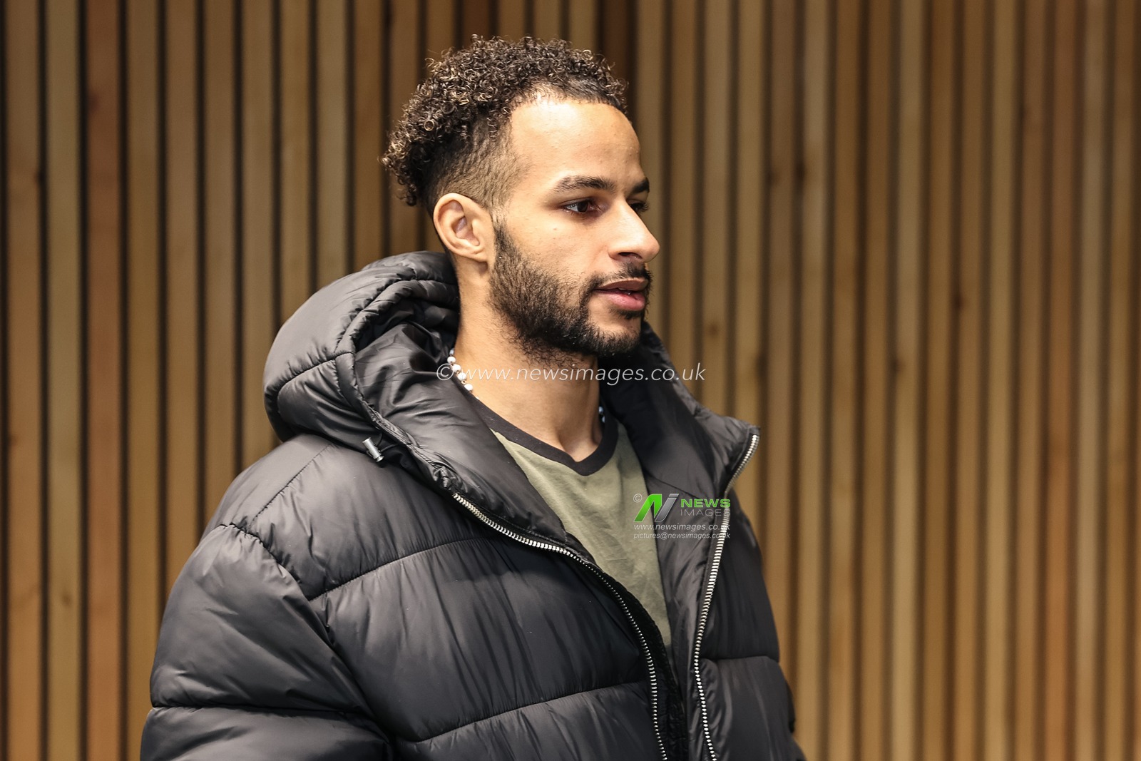 Barry Cotter of Barnsley arrives during the Sky Bet League 1 match Barnsley vs Exeter City at Oakwell, Barnsley, United Kingdom, 27th January 2024

(Photo by Mark Cosgrove/News Images)