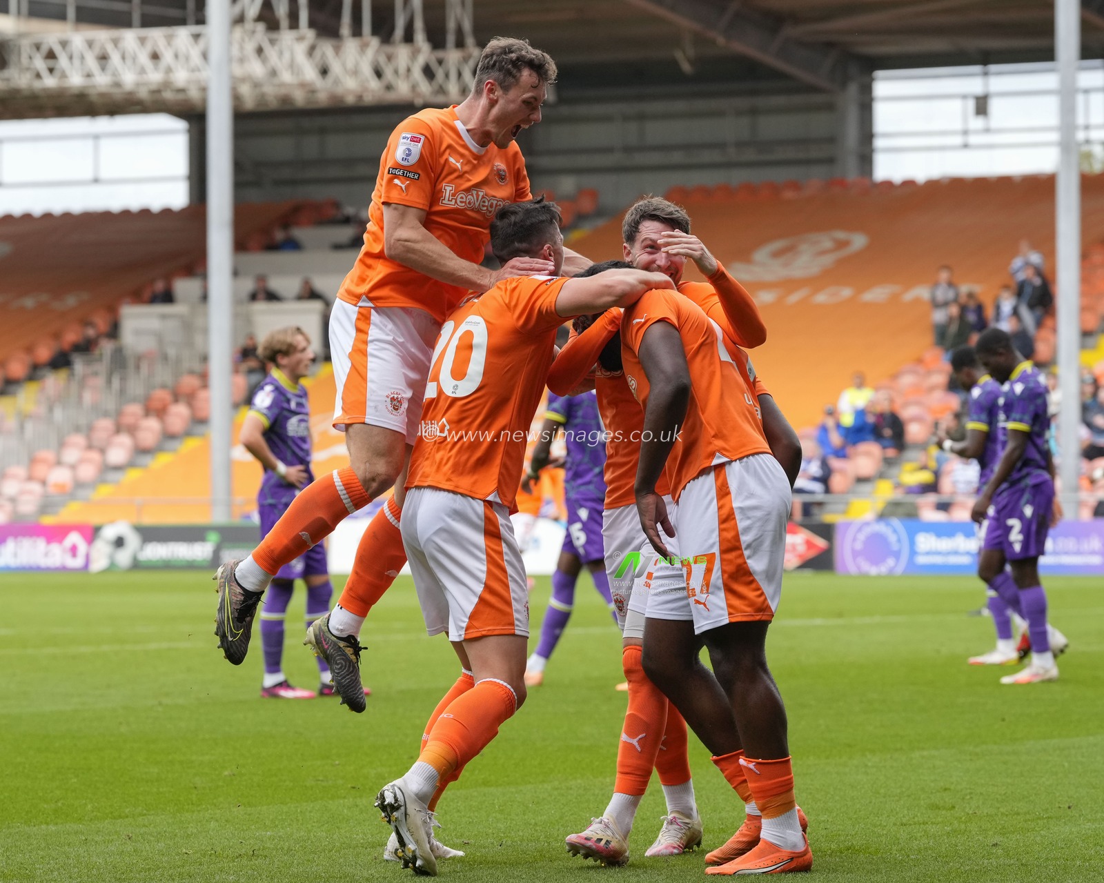 Blackpool players celebrates with goalscorer Kylian Kouassi #27 of Blackpool during the Sky Bet League 1 match Blackpool vs Reading at Bloomfield Road, Blackpool, United Kingdom, 23rd September 2023

(Photo by Steve Flynn/News Images)