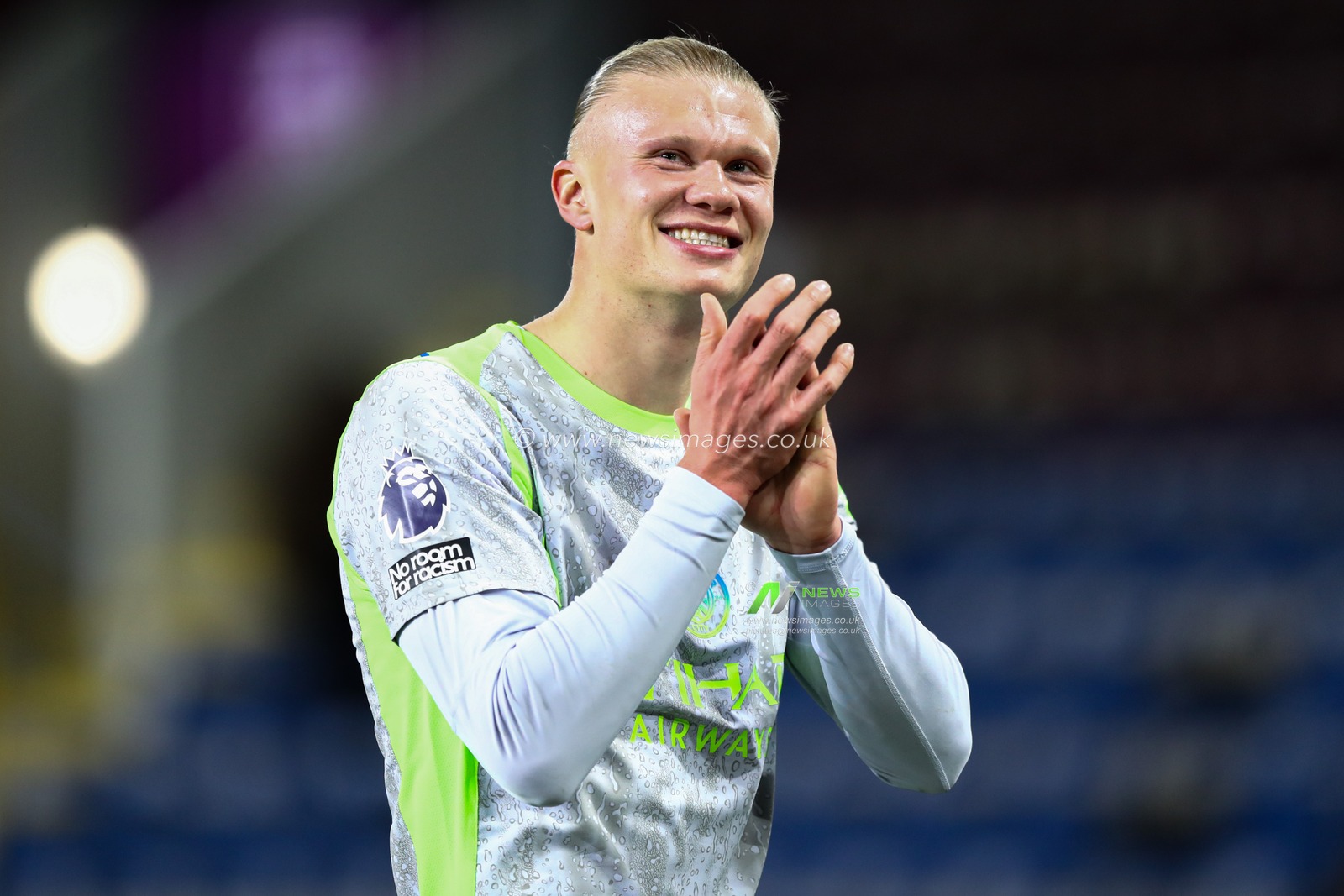 Erling Haland of Manchester City celebrates 0-1 win after the Premier League match Burnley vs Manchester City at Turf Moor, Burnley, United Kingdom on 22 April 2026

(Photo by Jorge Horsted/News Images)