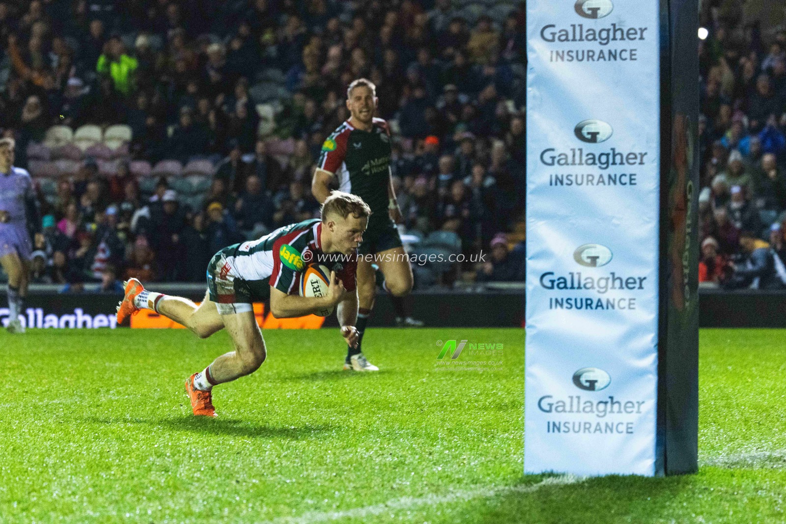  Tom Whiteley of Leicester Tigers during the Gallagher Premiership match Leicester Tigers vs Gloucester Rugby at Mattioli Woods Welford Road Stadium, Leicester, United Kingdom, 19th December 2025

(Photo by Craig Evans/News Images)

*** GER AUT SUI OUT ***