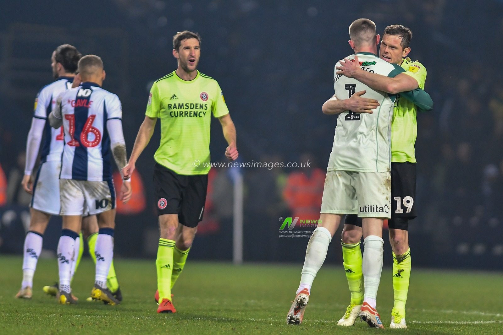 23rd February 2019, The Hawthorns, West Bromwich, England; Sky Bet Championship, West Bromwich Albion vs Sheffield United ; Dean Henderson (01) of Sheffield United and Richard Stearman (19) of Sheffield United celebrate the victory at the final whistle


Credit: Gareth Dalley/News Images

English Football League images are subject to DataCo Licence
